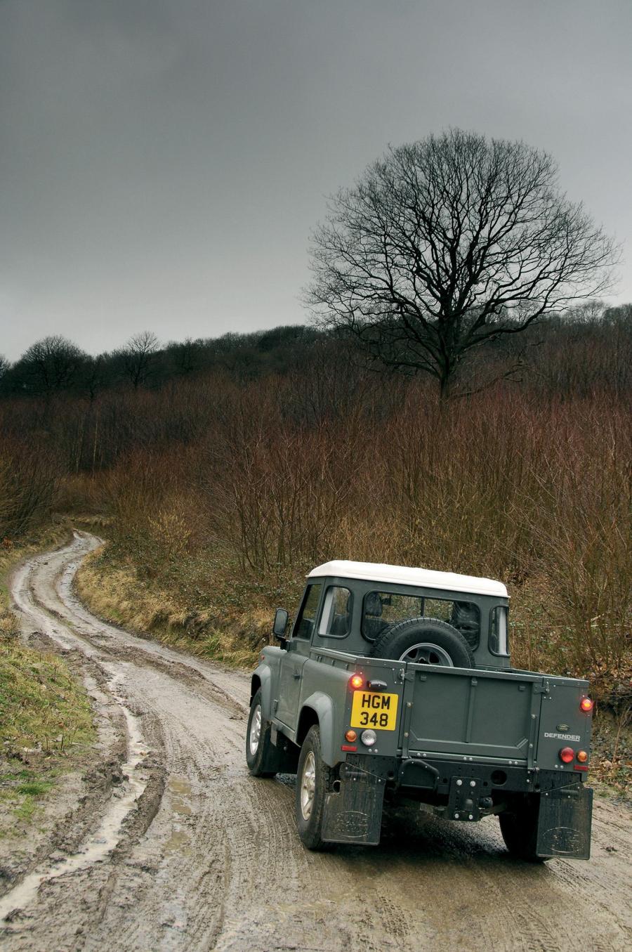  Land Rover Defender 2006 года  (фото 123 из 227)